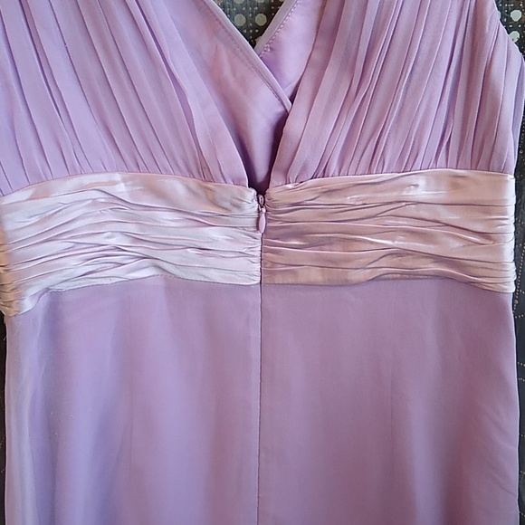 Tahari Arthur Levine lilac silk dress Size 4P NWT - Picture 5 of 8